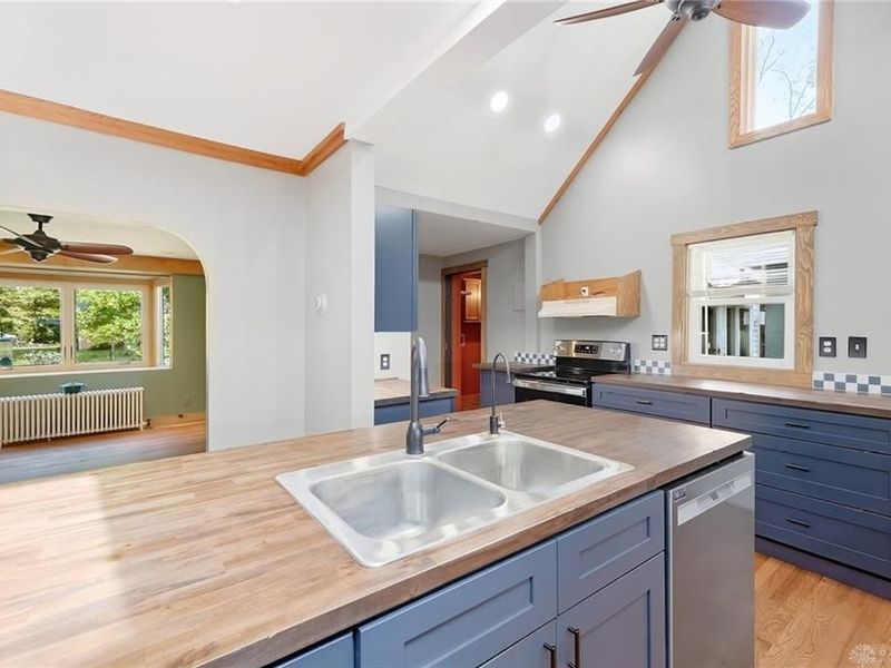 325 N High Street, Yellow Springs, OH 45387 Photo 17