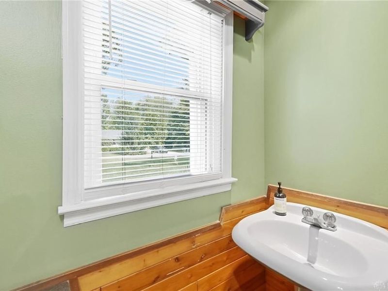 325 N High Street, Yellow Springs, OH 45387 Photo 20