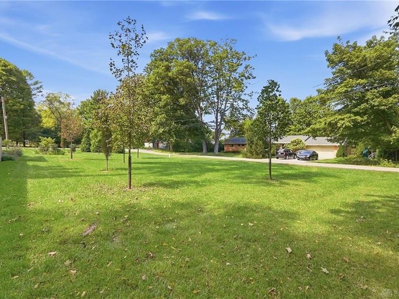325 N High Street, Yellow Springs, OH 45387 Photo 41