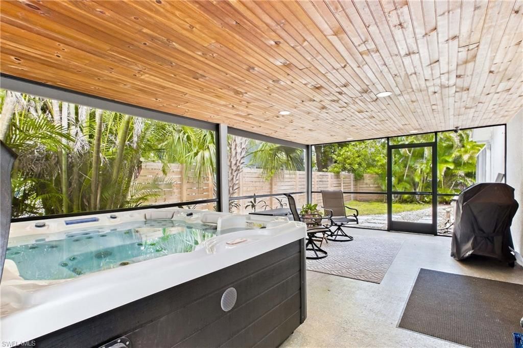 2926 Holly Rd, Fort Myers, FL 33901 Photo