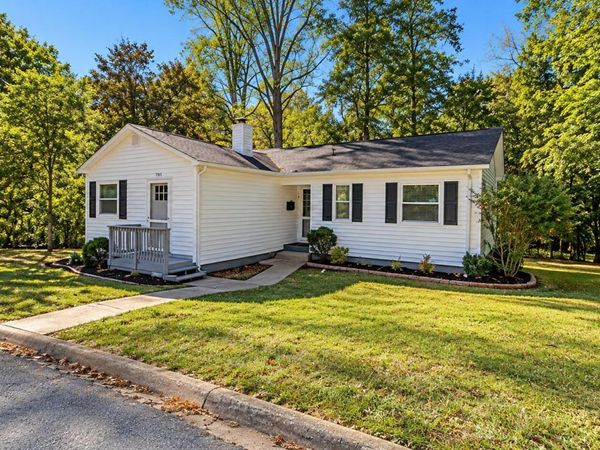 205 W Fairview Rd, Oak Ridge, TN 37830