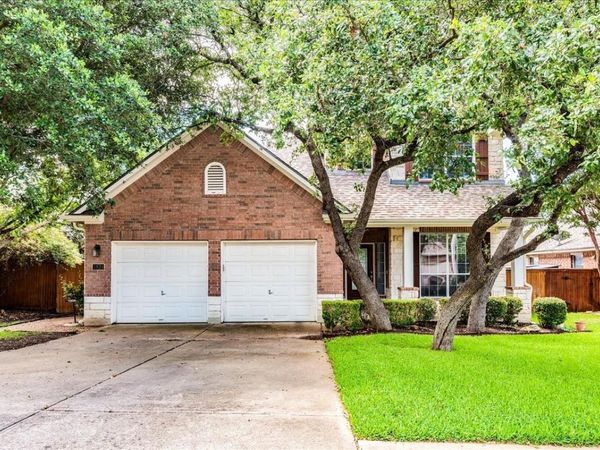 3831 Aqua LN, Round Rock, TX 78681
