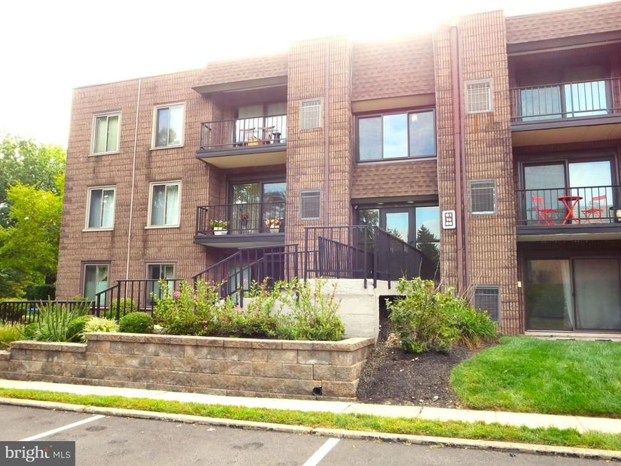 66 Oakridge Drive, Langhorne, PA 19047 Main Photo