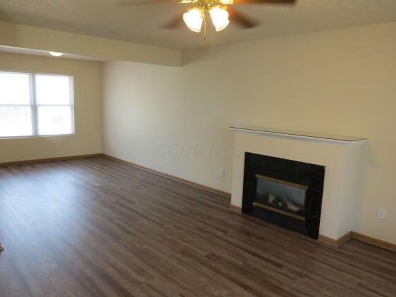 4032 Grayson Drive , Obetz, OH 43207 Photo 2