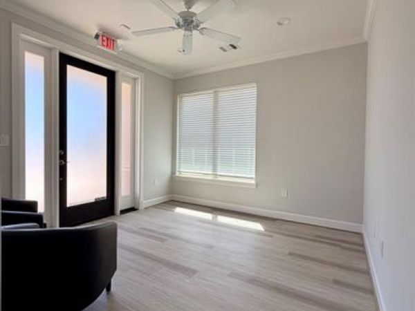 870 Hebron , Lewisville, TX 75057