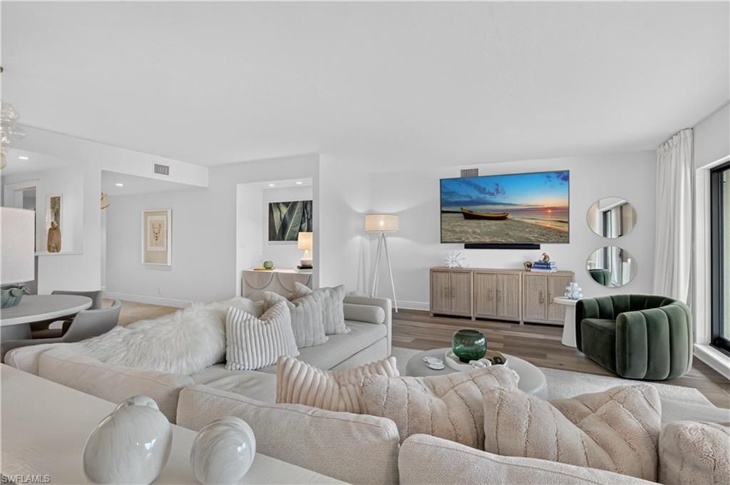 6350 Pelican Bay Blvd, Unit B206, Naples, FL 34108 Photo
