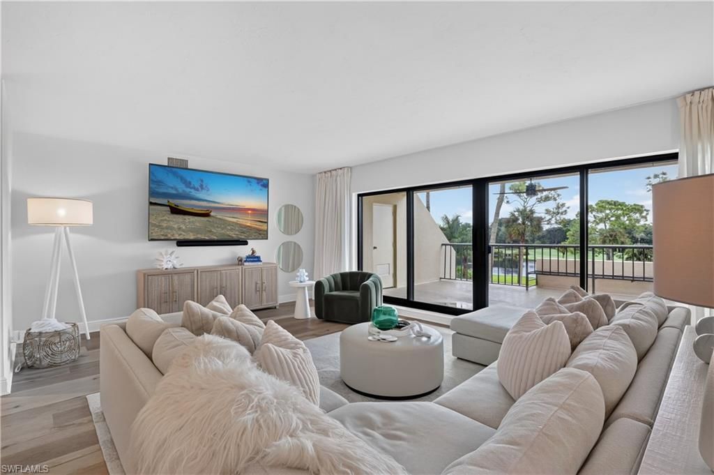 6350 Pelican Bay Blvd, Unit B206, Naples, FL 34108 Photo