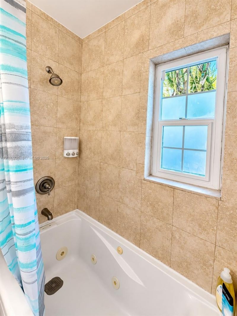 1639 Hayes St, Unit 2, Hollywood, FL 33020 Photo