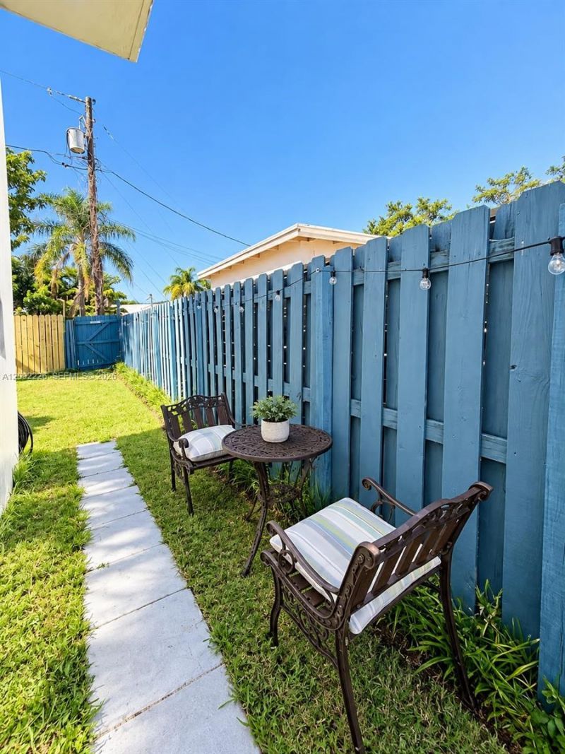 1639 Hayes St, Unit 2, Hollywood, FL 33020 Photo