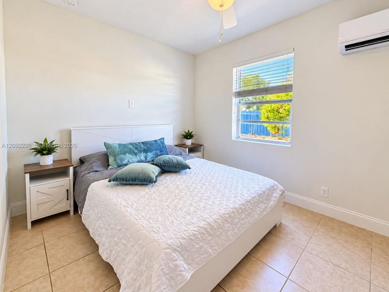 1639 Hayes St, Unit 2, Hollywood, FL 33020 Photo