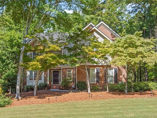 6256 Woodlore Drive NW, Acworth, GA 30101
