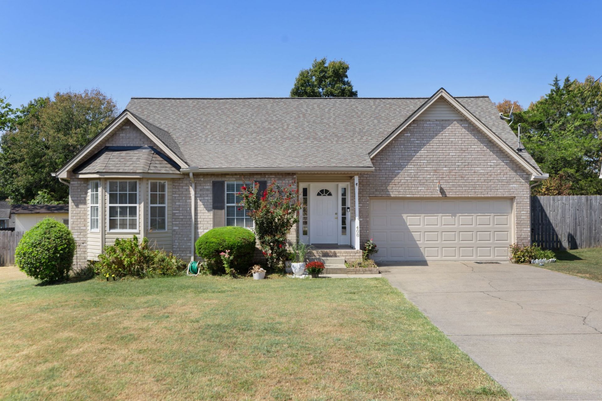 408 Amberton Ct, Antioch, TN 37013 Main Photo