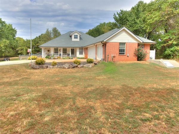 18901 Courtney Lane, Newalla, OK 74857