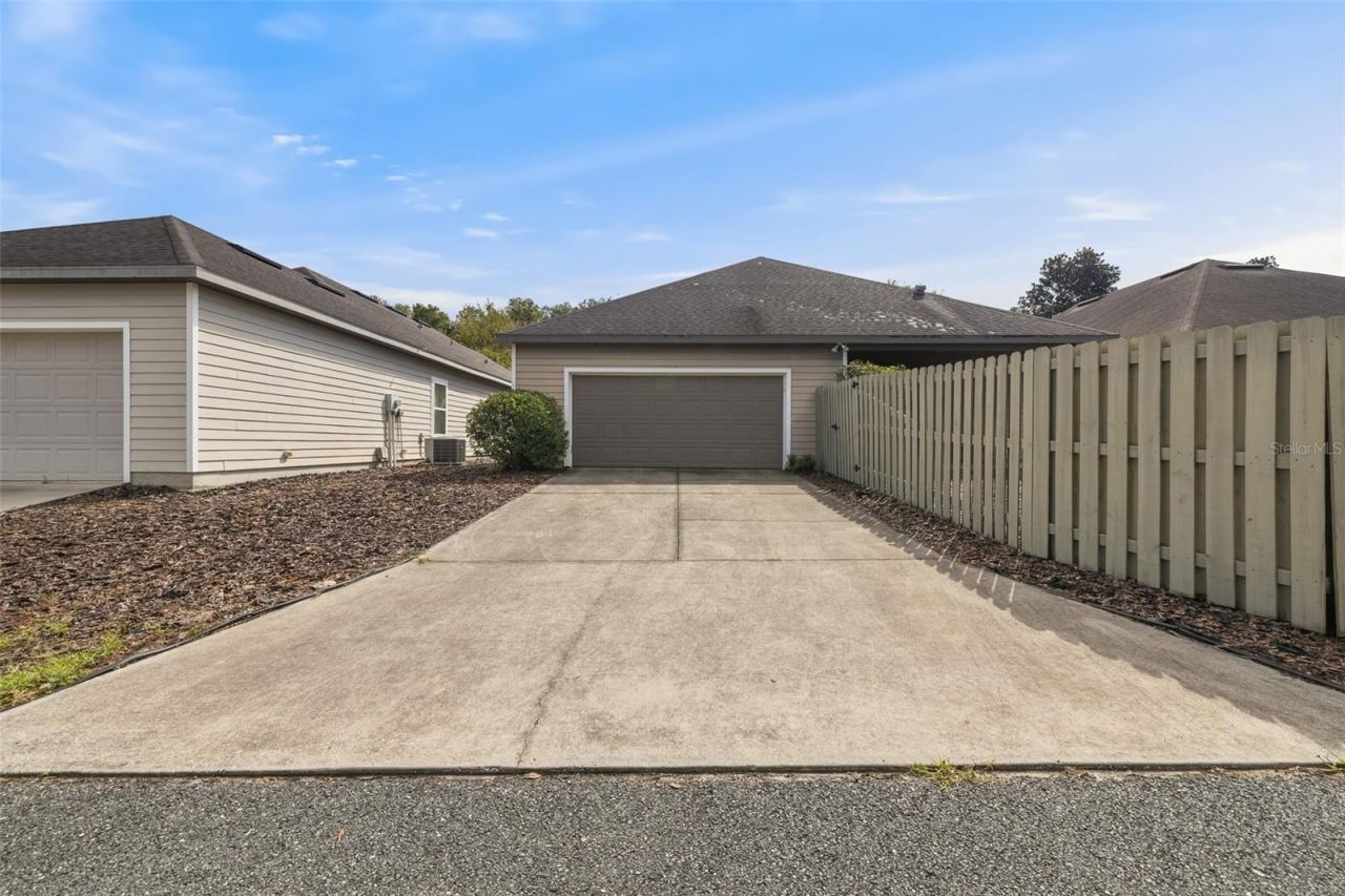 7458 SW 79th Drive, Gainesville, FL 32608 Photo