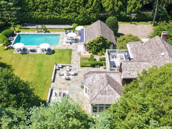 329 Georgica Road , East Hampton, NY 11937