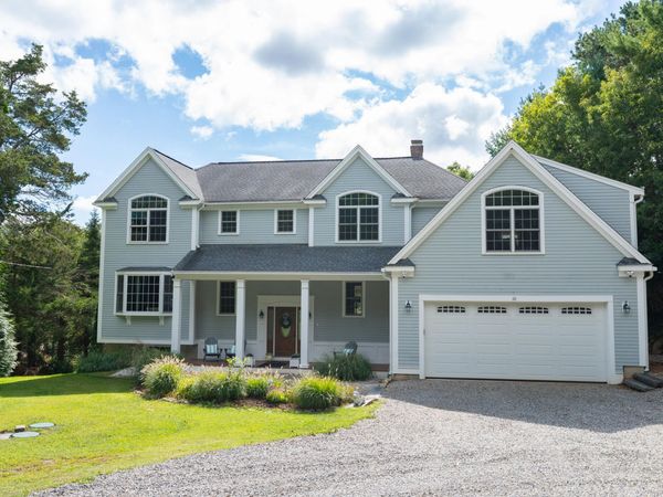 10 Indian Pond Point, Marstons Mills, MA 02648