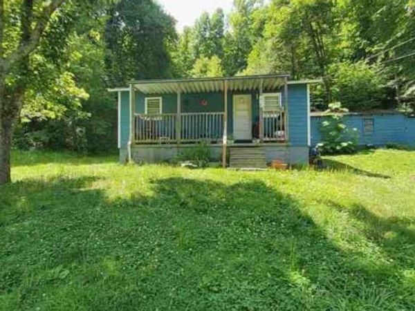 1861 Powder Branch Road, Johnson City, TN 37601