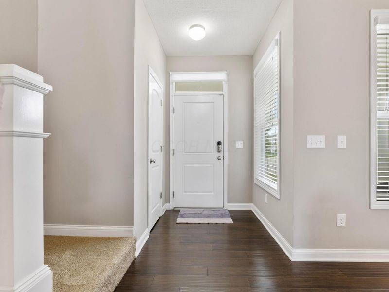 203 Cloverhill Drive, Galloway, OH 43119 Photo 5