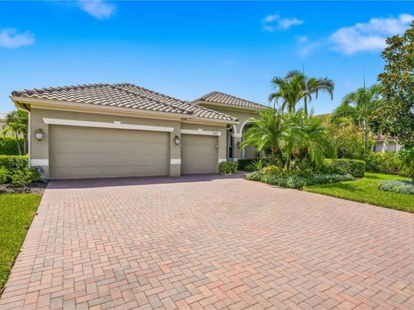 4249 Diamond Square, Vero Beach, FL 32967