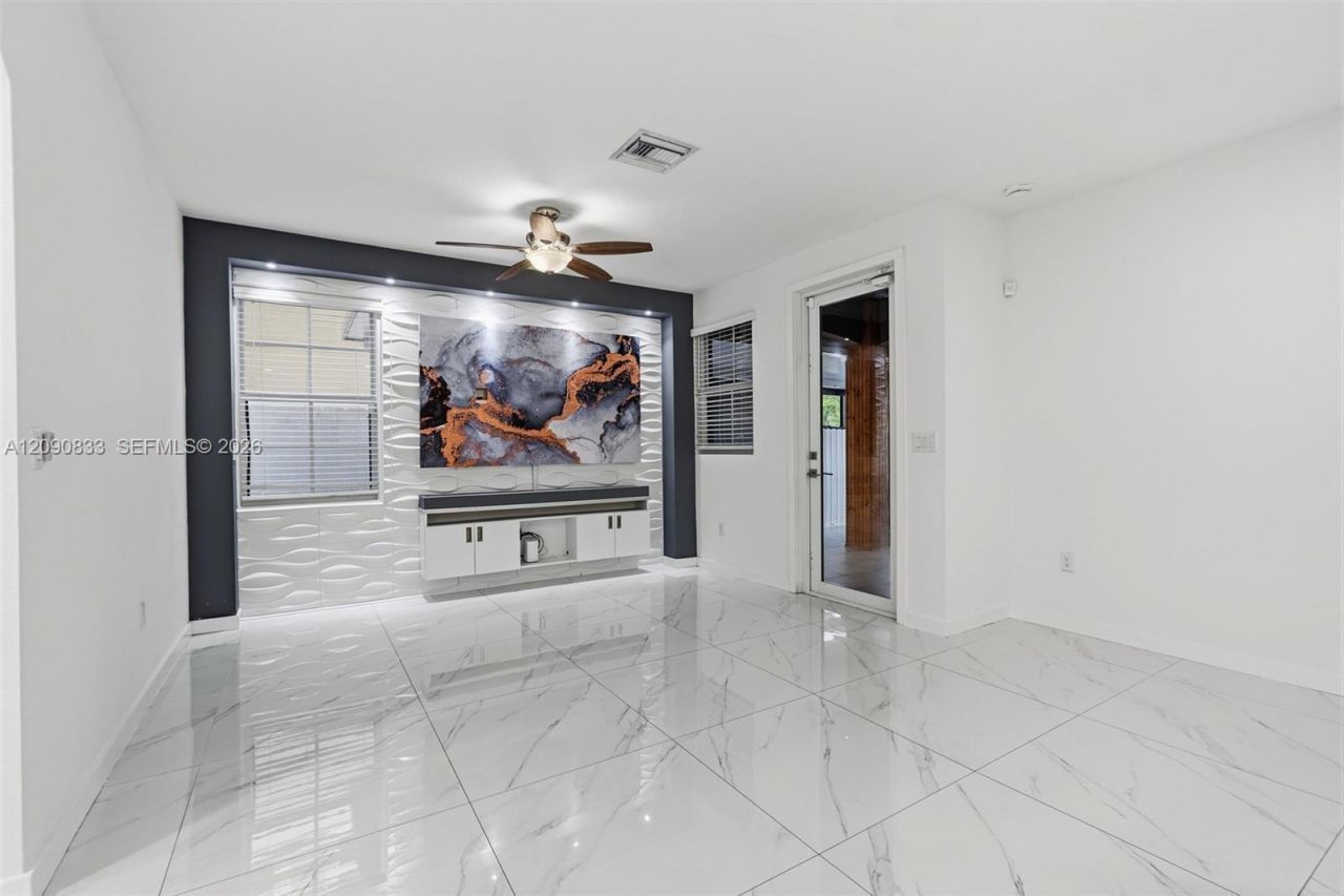 24423 SW 118th Ave, Homestead, FL 33032 Photo