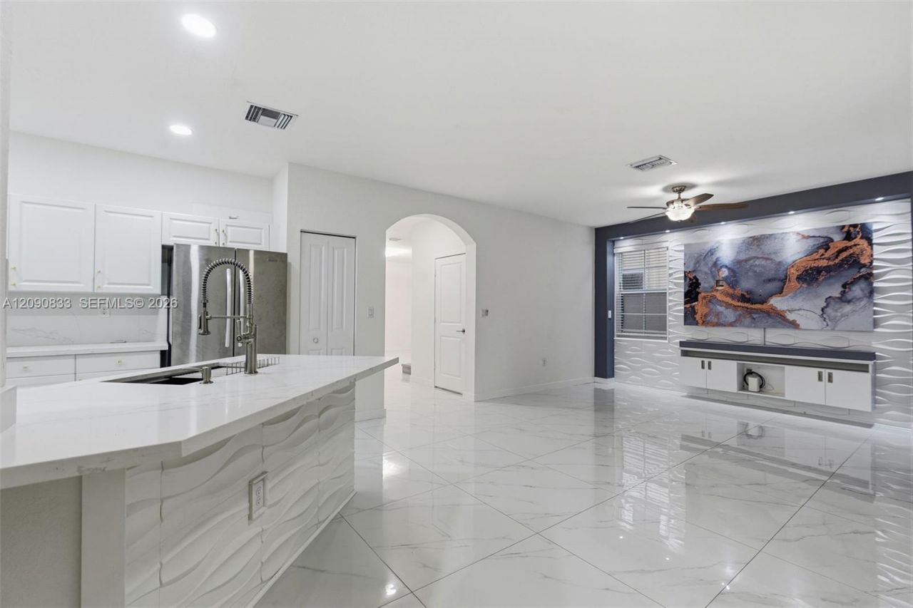 24423 SW 118th Ave, Homestead, FL 33032 Photo