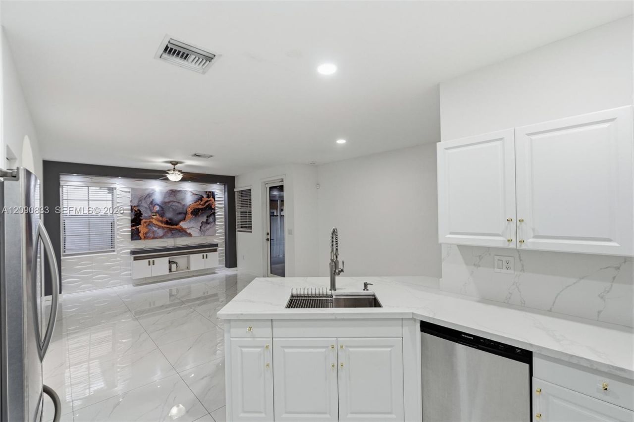 24423 SW 118th Ave, Homestead, FL 33032 Photo