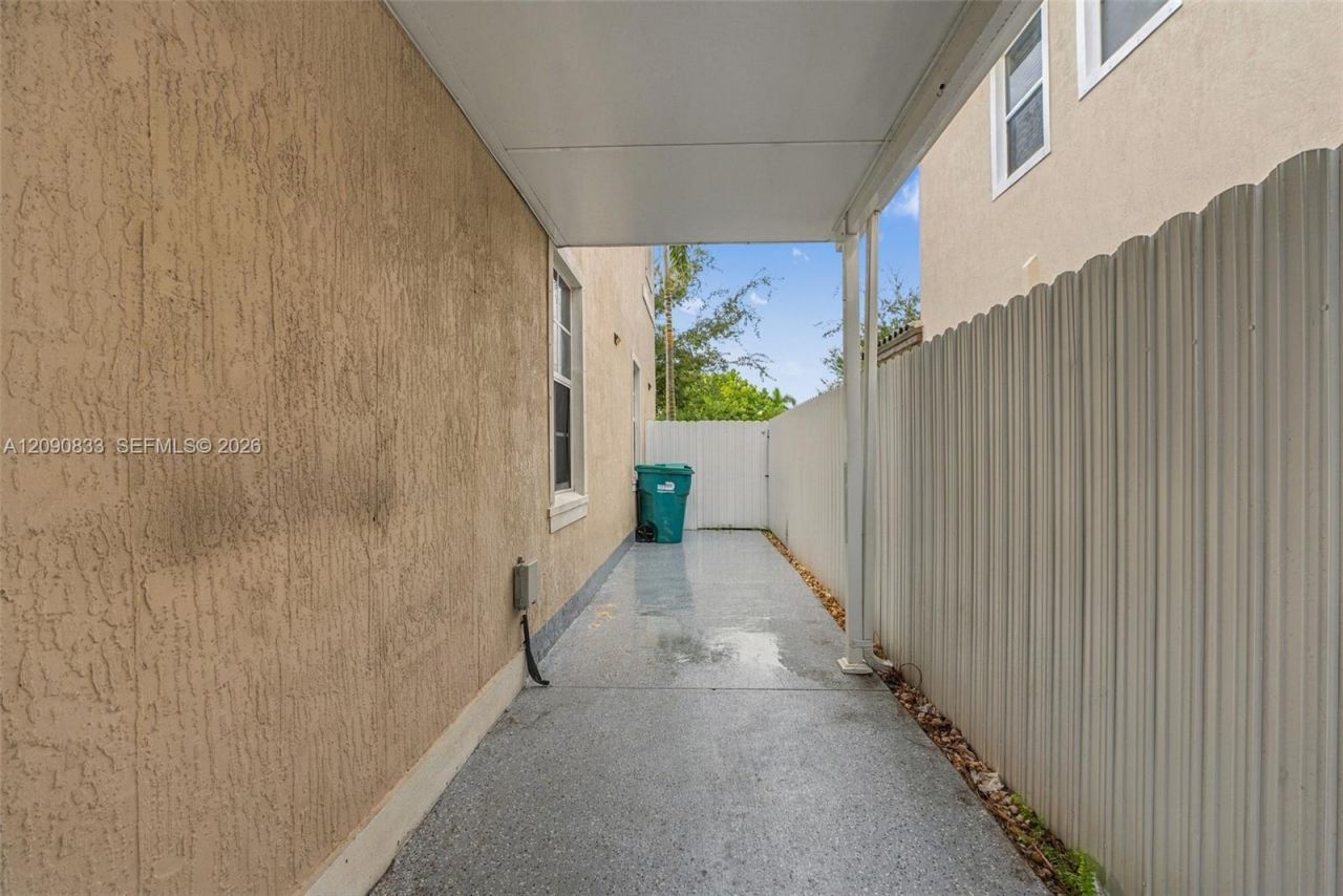 24423 SW 118th Ave, Homestead, FL 33032 Photo