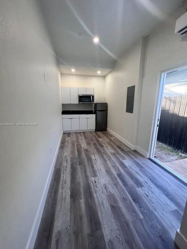 1031 NE 17th Ter , Homestead, FL 33033 Photo
