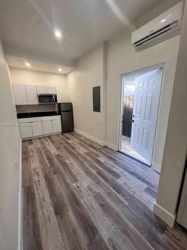 1031 NE 17th Ter , Homestead, FL 33033 Photo