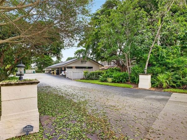 3370 10th ST N, Unit 1301, NAPLES, FL 34103