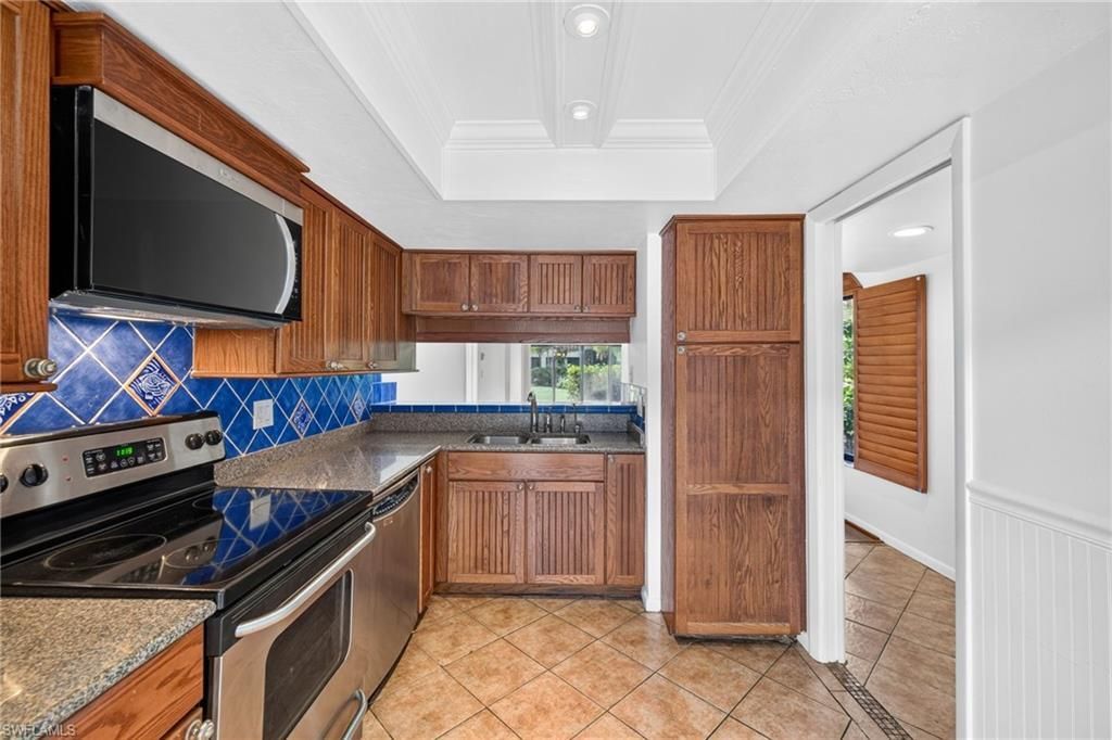 3370 10th St N, Unit 1301, Naples, FL 34103 Photo
