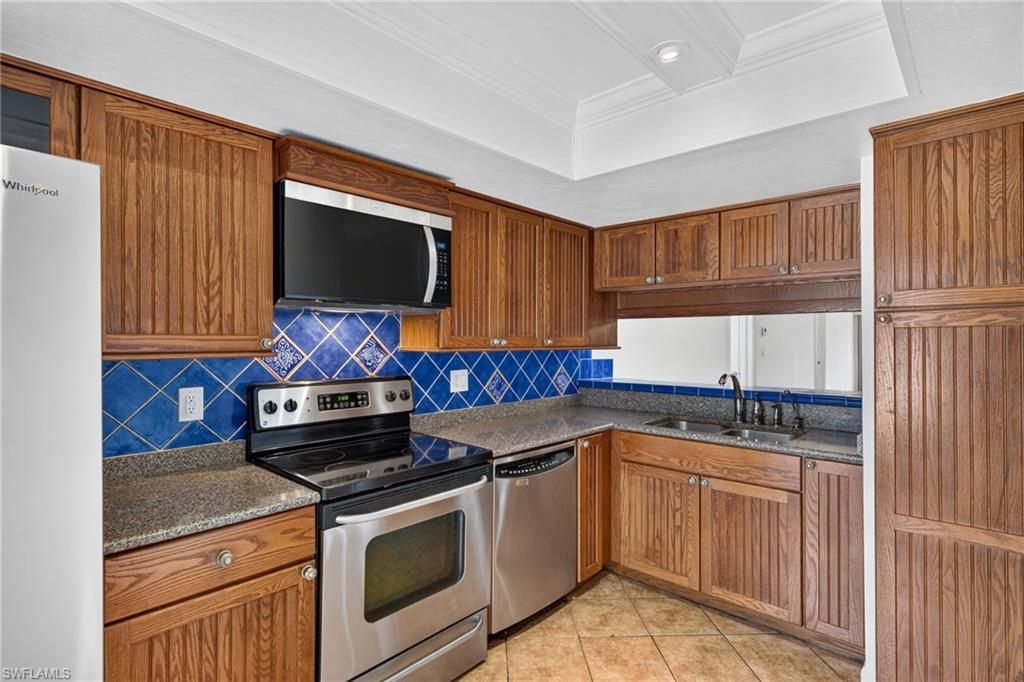 3370 10th St N, Unit 1301, Naples, FL 34103 Photo