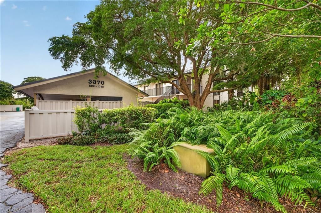 3370 10th St N, Unit 1301, Naples, FL 34103 Photo