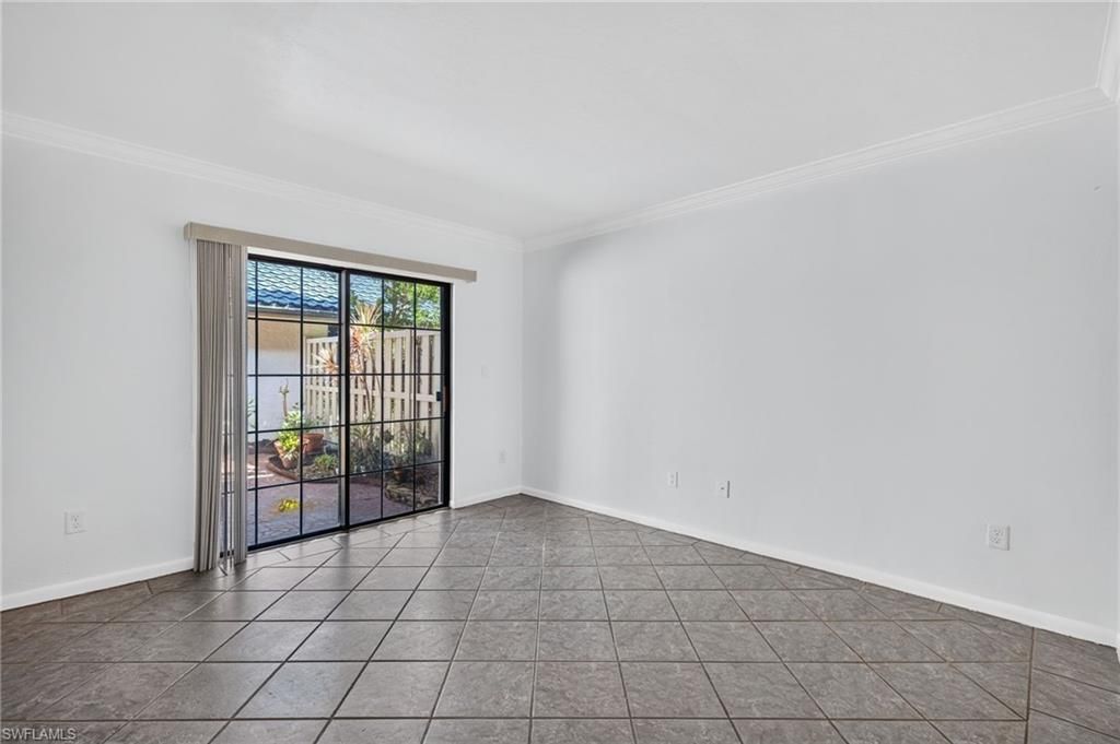 3370 10th St N, Unit 1301, Naples, FL 34103 Photo