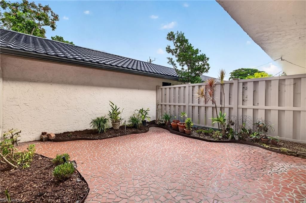3370 10th St N, Unit 1301, Naples, FL 34103 Photo