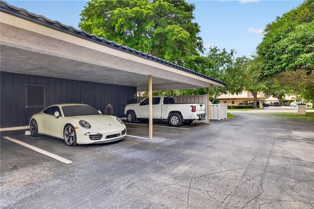 3370 10th St N, Unit 1301, Naples, FL 34103 Photo