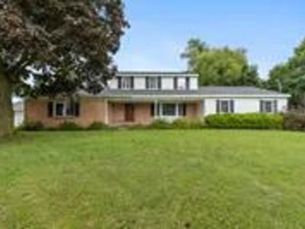 35 W Clark Street NW, Kent City, MI 49330