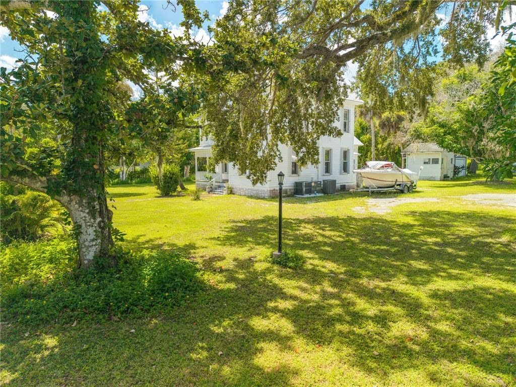 13875 N Indian River Drive, Sebastian, FL 32958 Photo