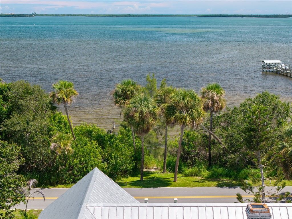 13875 N Indian River Drive, Sebastian, FL 32958 Photo