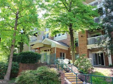 2204 WESTCOURT LANE, Unit 405, HERNDON, VA 20170