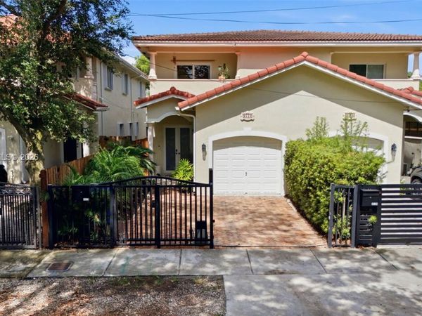 3112 Ohio St , Miami, FL 33133