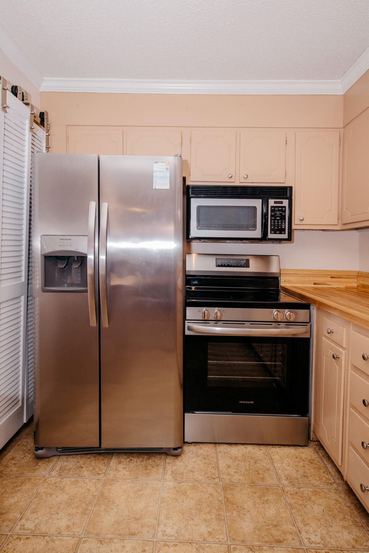 415 Parkdale Drive Photo 8
