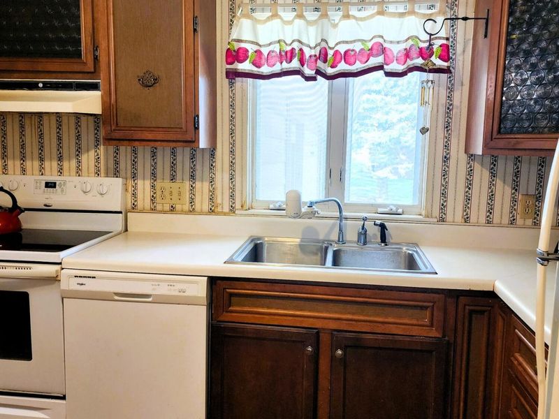 642 E 3rd Street, Minster, OH 45865 Photo 10