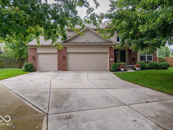 11979 Sellerton Drive , Fishers, IN 46037
