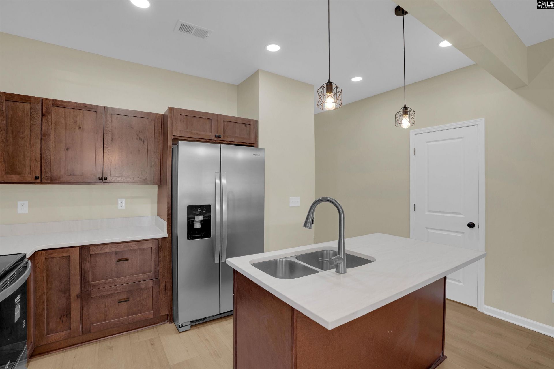 3844 Capers Avenue Photo 8