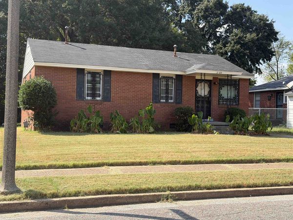2405 SILVER ST, Memphis, TN 38106