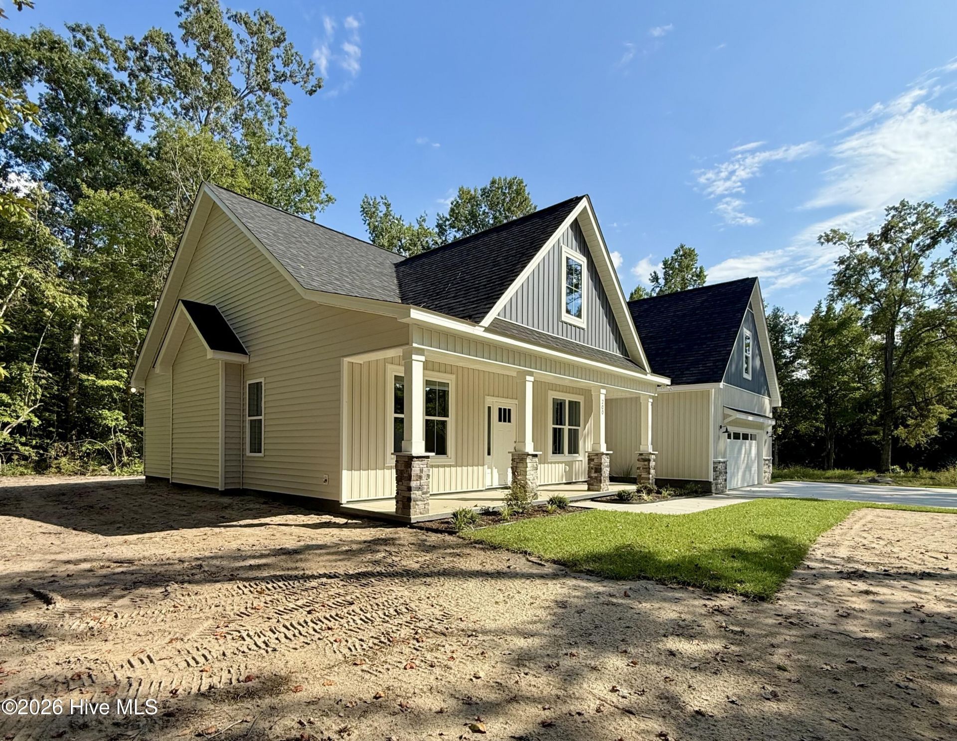 200 S Dimock Road, Washington, NC 27889 Main Photo