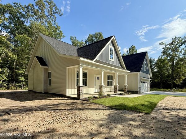 200 S Dimock Road, Washington, NC 27889
