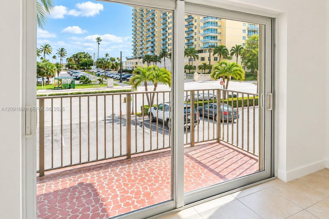 2600 S Ocean Dr , Unit S209, Hollywood, FL 33019 Photo