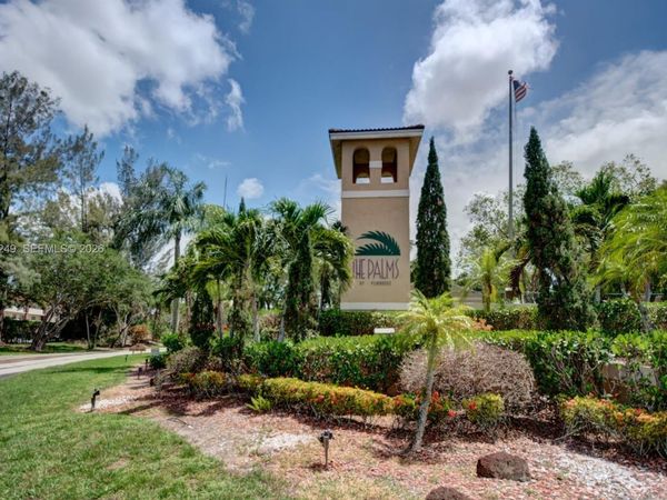 Pembroke Pines, FL 33025